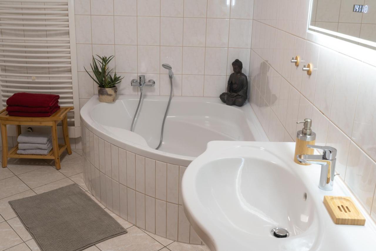 Ferienwohnung Fuchsbau Im Eg Des Ferienhauses Falkenhoehe Schwarzatal Экстерьер фото